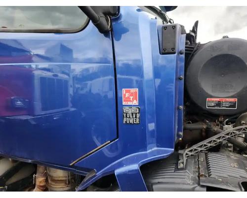 Volvo VNL Cowl # Volvo VNL Cowl #