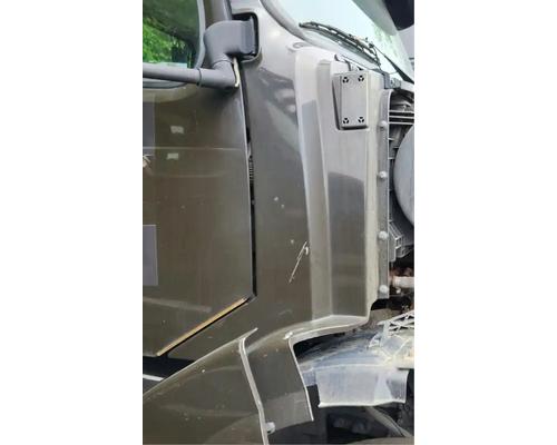 Volvo VNL Cowl #