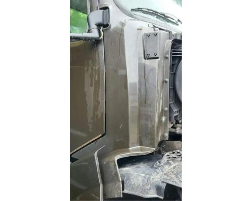  Volvo VNL Cowl #