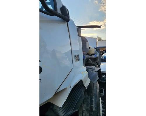 volvo-vnl-cowl #1362733