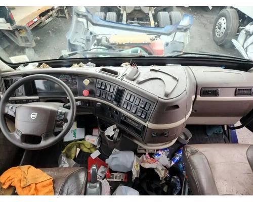  Volvo VNL Dash Assembly #