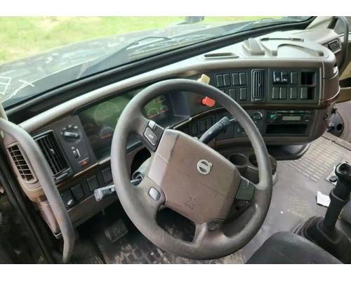 volvo-vnl-dash-assembly #1350005