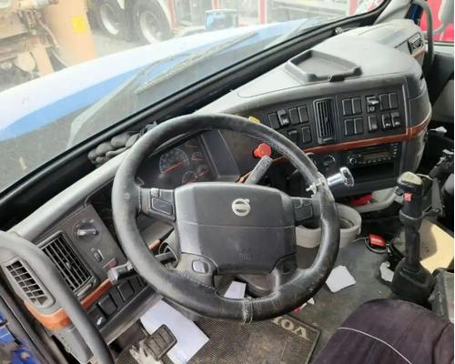 volvo-vnl-dash-assembly #1425919