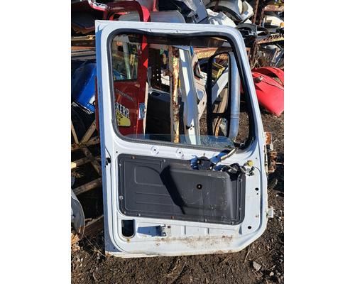 VOLVO VNL Door Assembly, Front