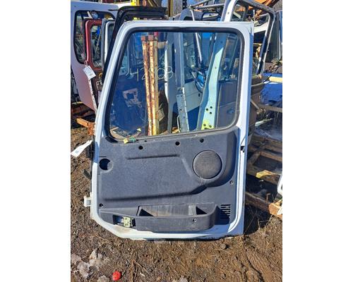 VOLVO VNL Door Assembly, Front