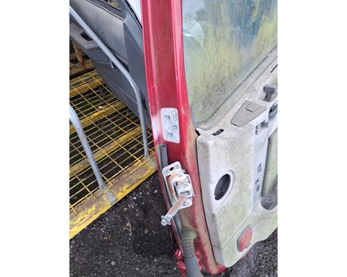 VOLVO VNL Door Assembly, Front