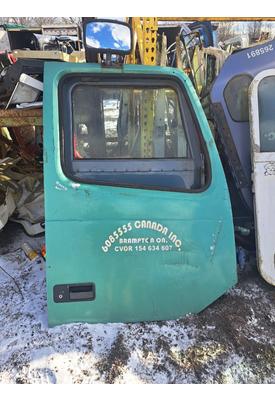 VOLVO VNL Door Assembly, Front