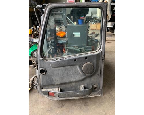 VOLVO VNL Door Assembly, Front