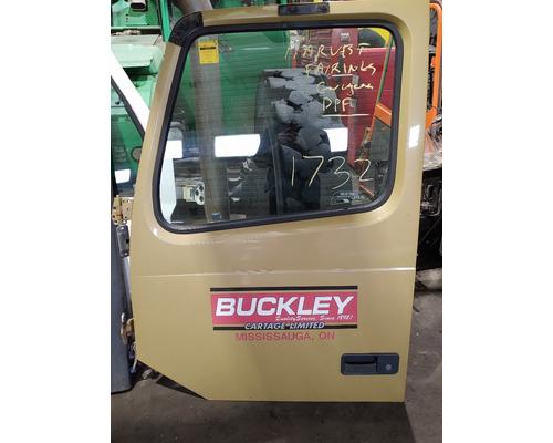 VOLVO VNL Door Assembly, Front