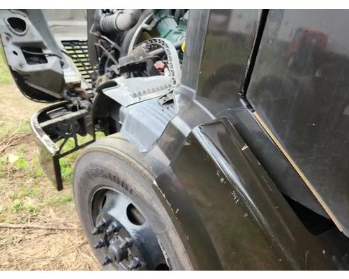 Volvo VNL Fender Extension # Volvo VNL Fender Extension #