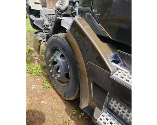 volvo-vnl-fender-extension #1350702