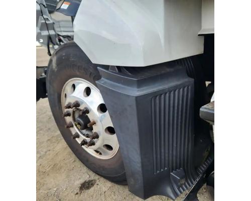 volvo-vnl-fender-extension #1427450