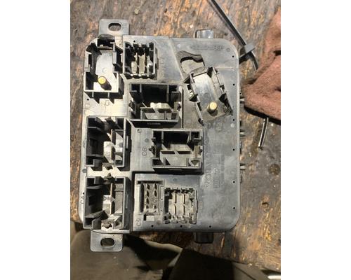 VOLVO VNL Fuse Box