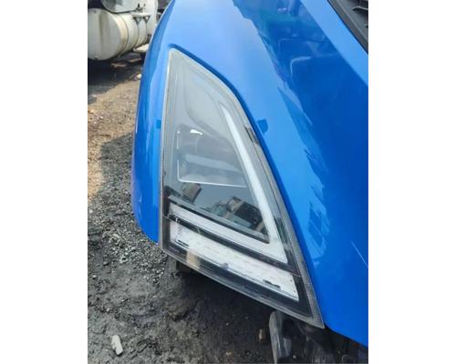  Volvo VNL Headlamp Assembly #