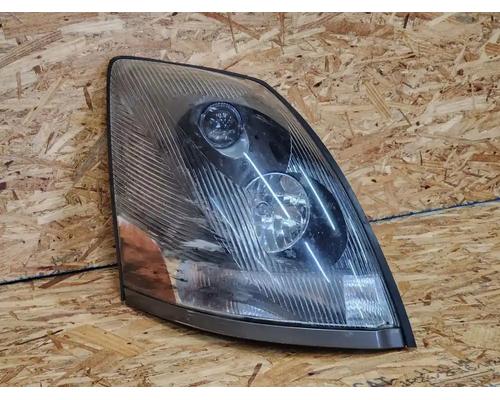 volvo-vnl-headlamp-assembly #1363011
