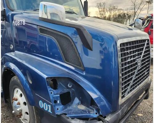  Volvo VNL Hood #
