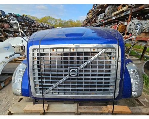 volvo-vnl-hood #1451002