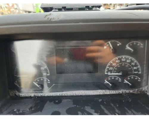  Volvo VNL Instrument Cluster #