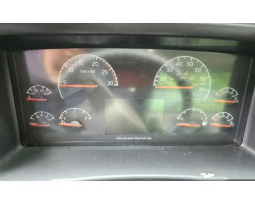  Volvo VNL Instrument Cluster #
