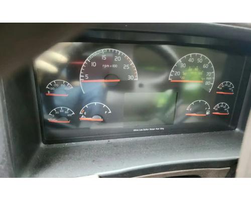  Volvo VNL Instrument Cluster #