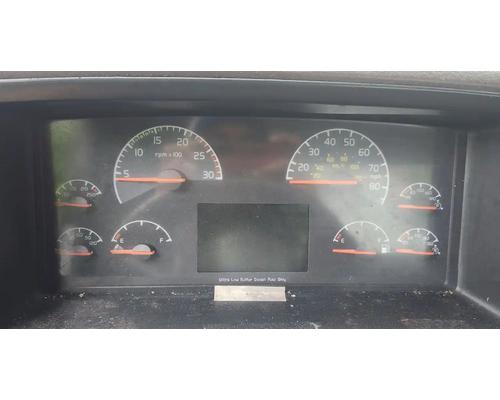  Volvo VNL Instrument Cluster #