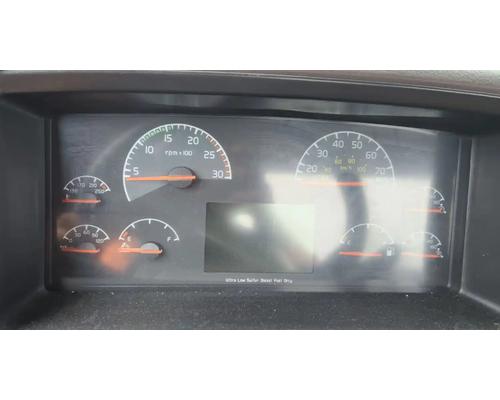  Volvo VNL Instrument Cluster #