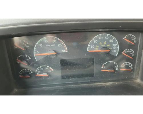  Volvo VNL Instrument Cluster #