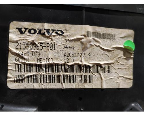 VOLVO VNL Instrument Cluster