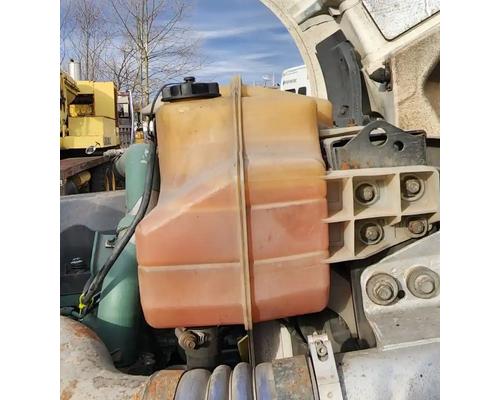  Volvo VNL Radiator Overflow #