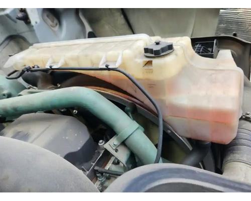 Volvo VNL Radiator Overflow #
