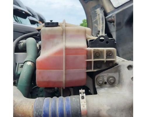 volvo-vnl-radiator-overflow #1350685