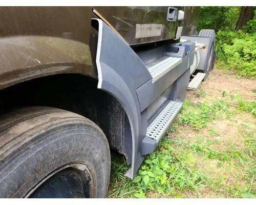  Volvo VNL Fairing #