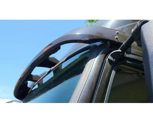  Volvo VNL Visor #