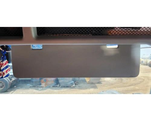  Volvo VNL Visor #