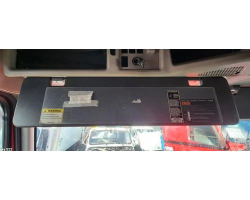  Volvo VNL Visor #