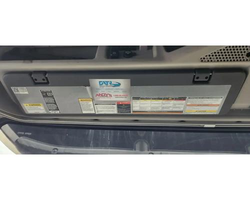  Volvo VNL Visor #