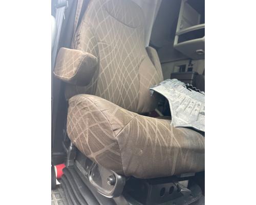 VOLVO VNL Seat, Front