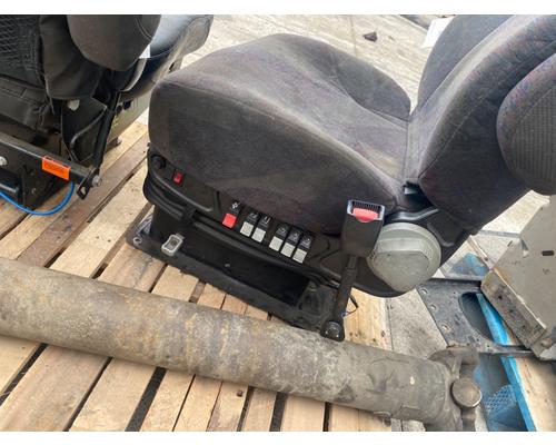 VOLVO VNL Seat, Front