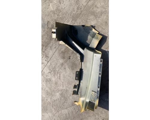 VOLVO VNL Side Fairing