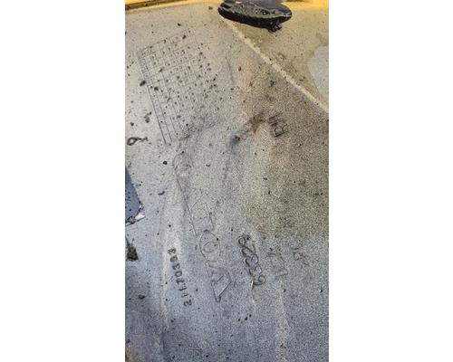 VOLVO VNL Side Fairing