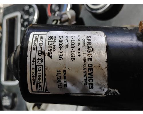 VOLVO VNL Wiper Motor, Windshield Transmission Linkage