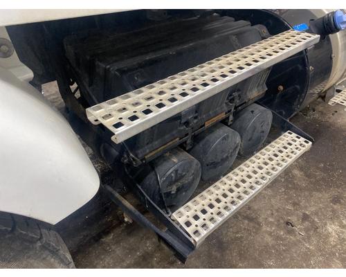 volvo-vnm-battery-box #1425098
