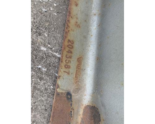 VOLVO VNM Bumper Assembly, Front