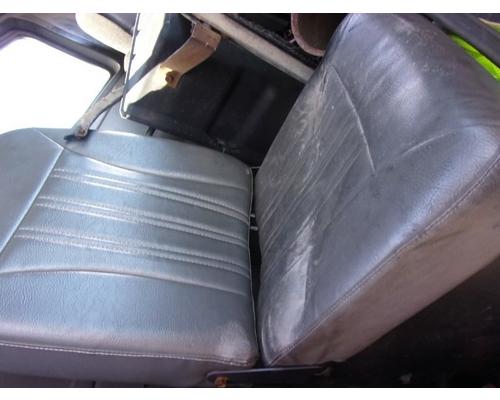 volvo-vnm-cab #681695