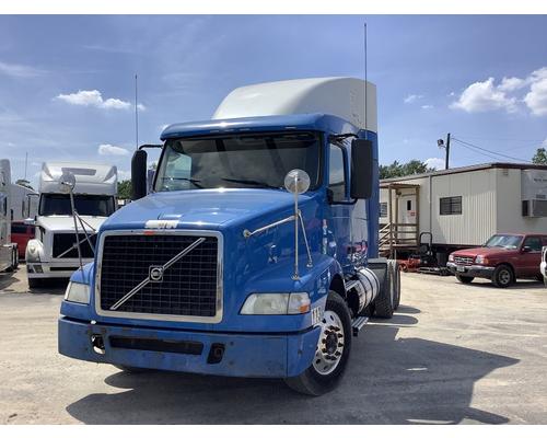 VOLVO VNM