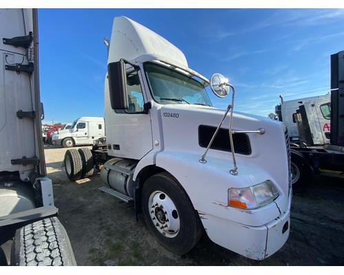 VOLVO VNM