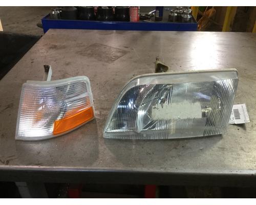2008-volvo-vnm-headlamp-assembly #1470819