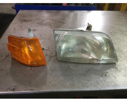 2008-volvo-vnm-headlamp-assembly #1470820