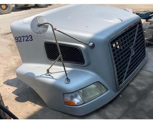 VOLVO VNM Hood