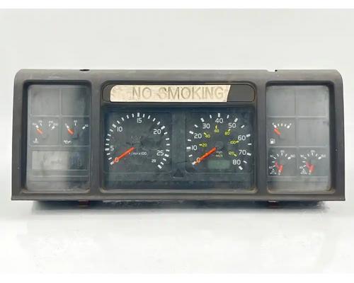  Volvo VNM Instrument Cluster #